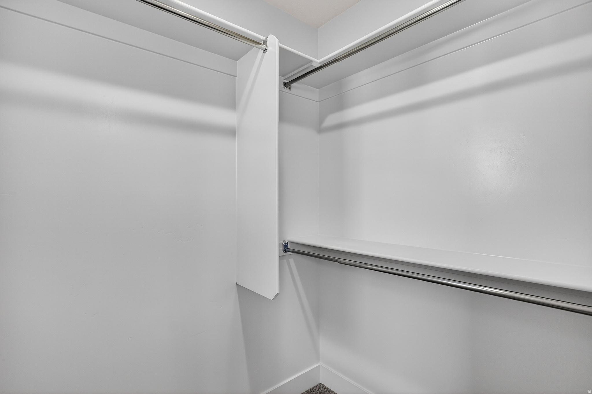 RIVERWOOD - Residential