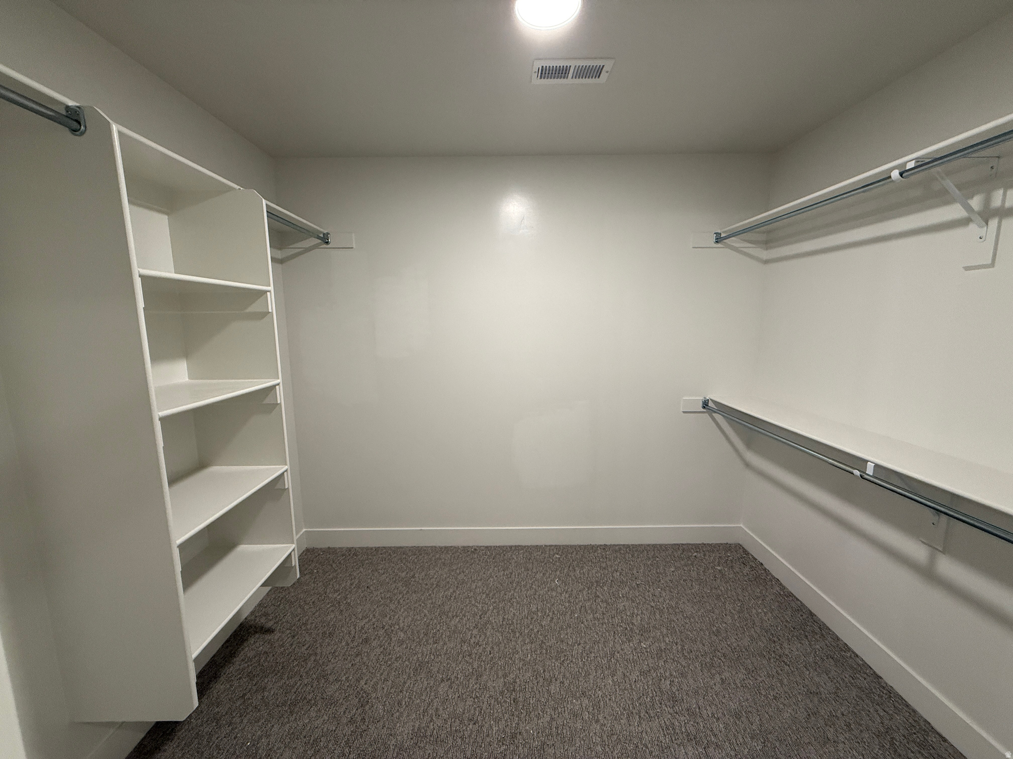 RIVERWOOD - Residential