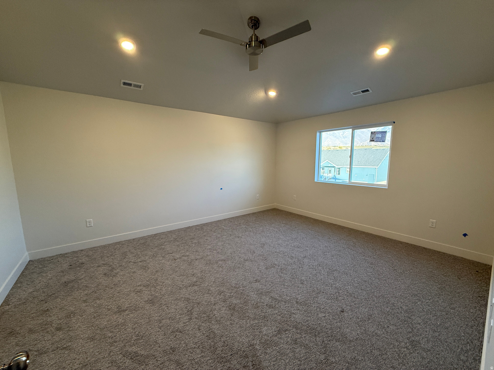 RIVERWOOD - Residential