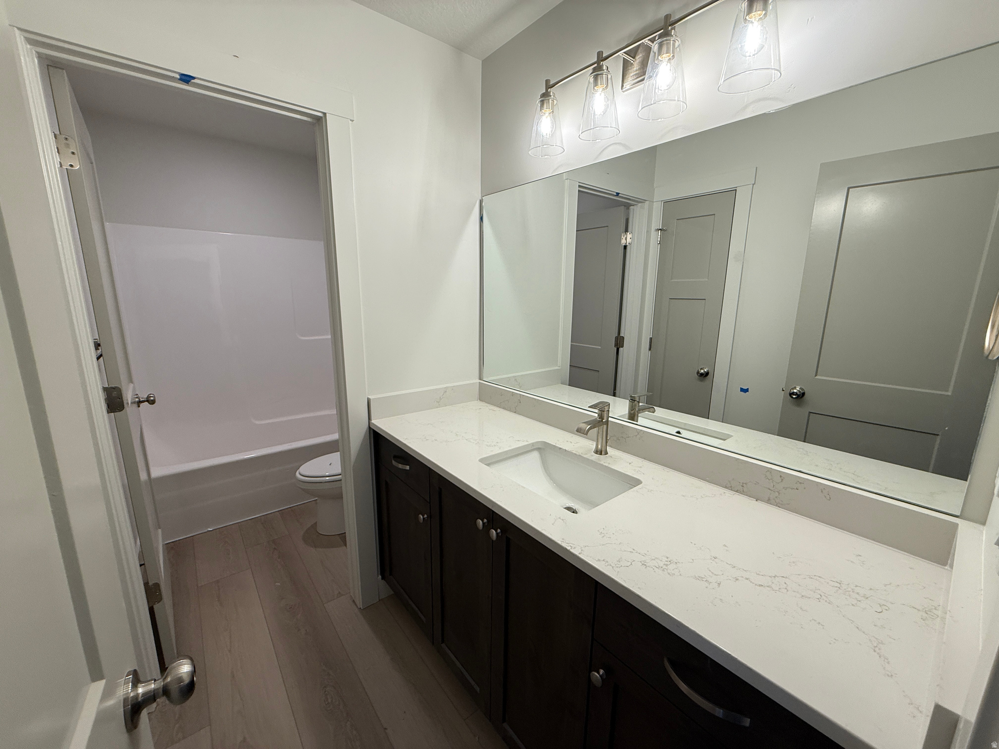 RIVERWOOD - Residential