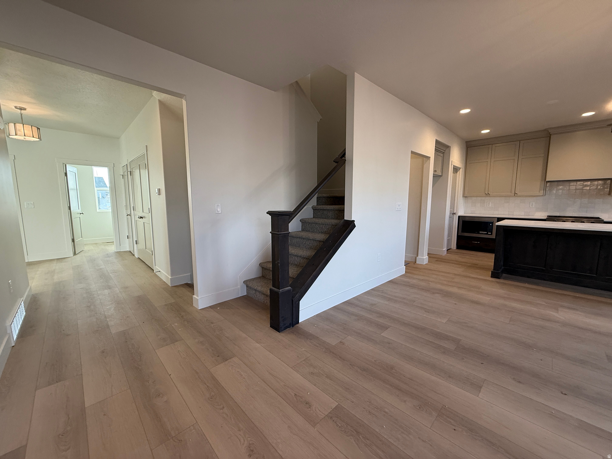 RIVERWOOD - Residential