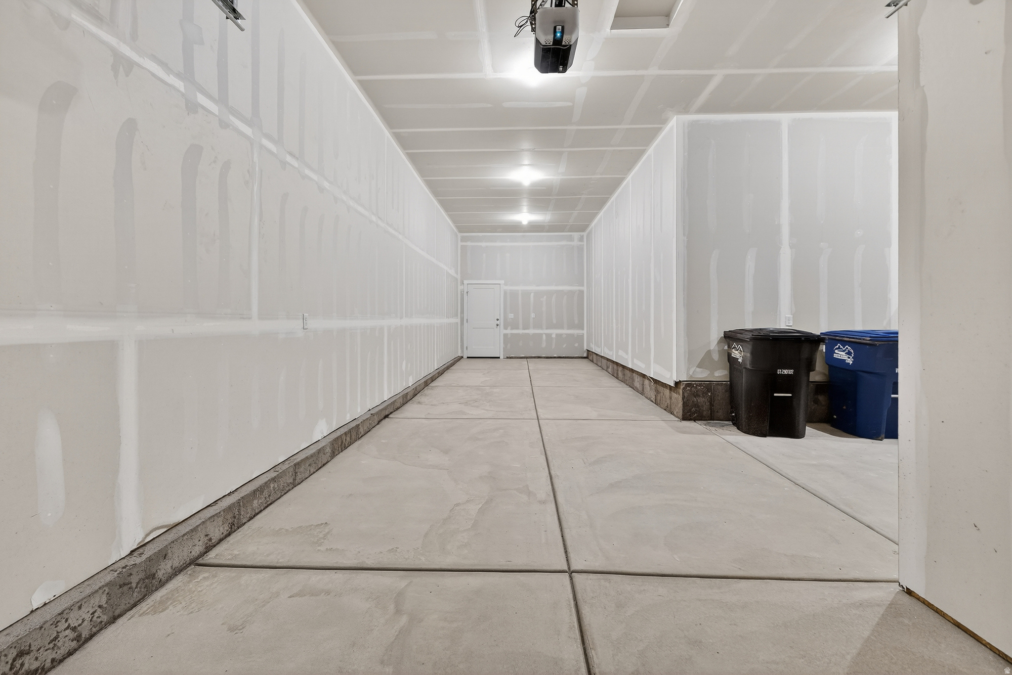 RIVERWOOD - Residential