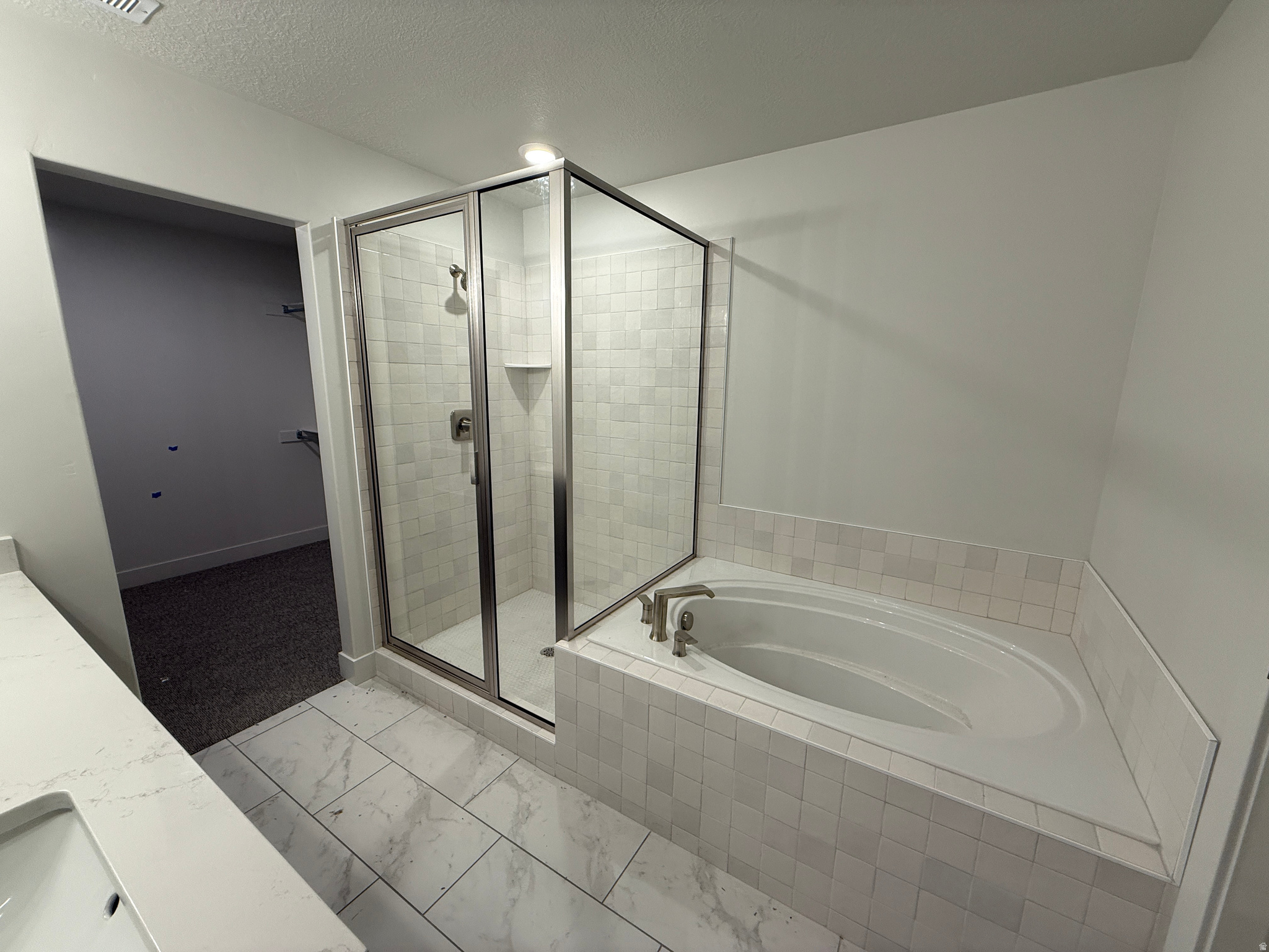 RIVERWOOD - Residential