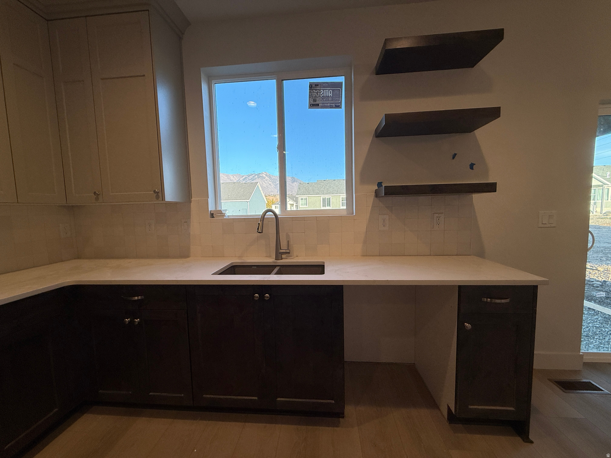 RIVERWOOD - Residential