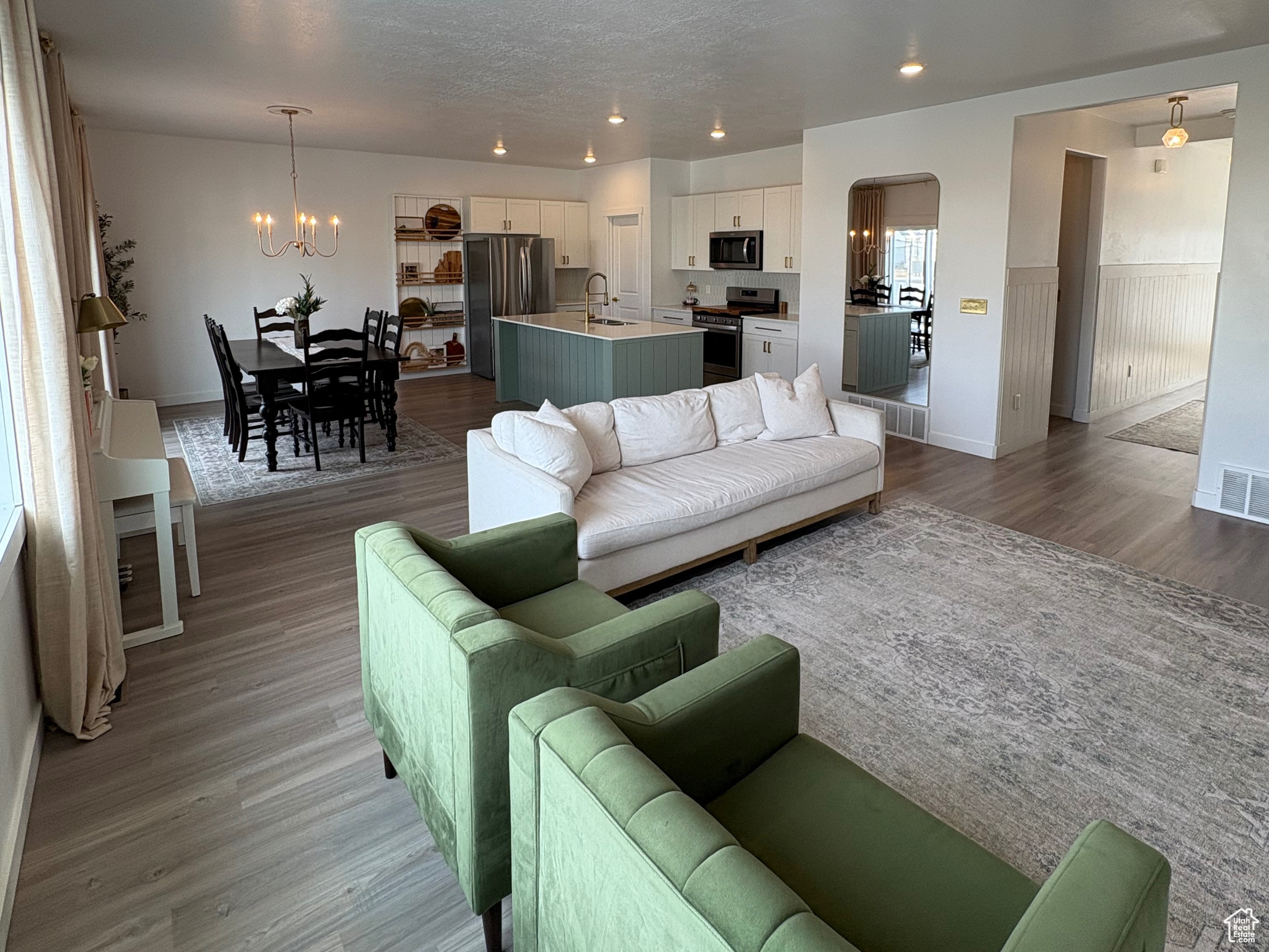 COLD SPRING RANCH - Residential