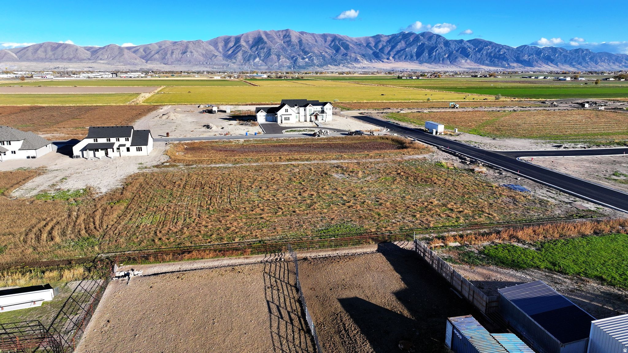 BECKAM'S EDGE PHASE 5 - Land