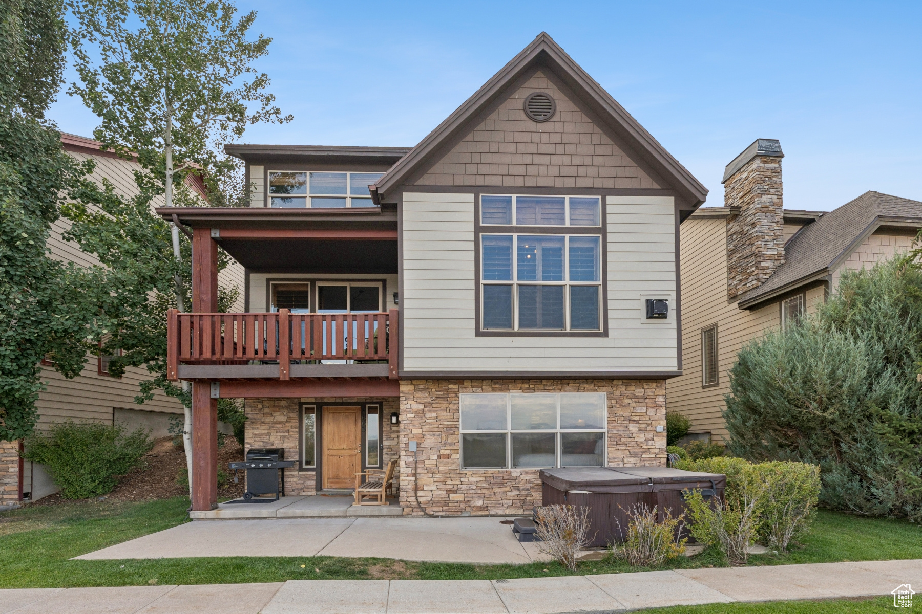 BEAR HOLLOW VILLAGE SUBDIVISION - Residential