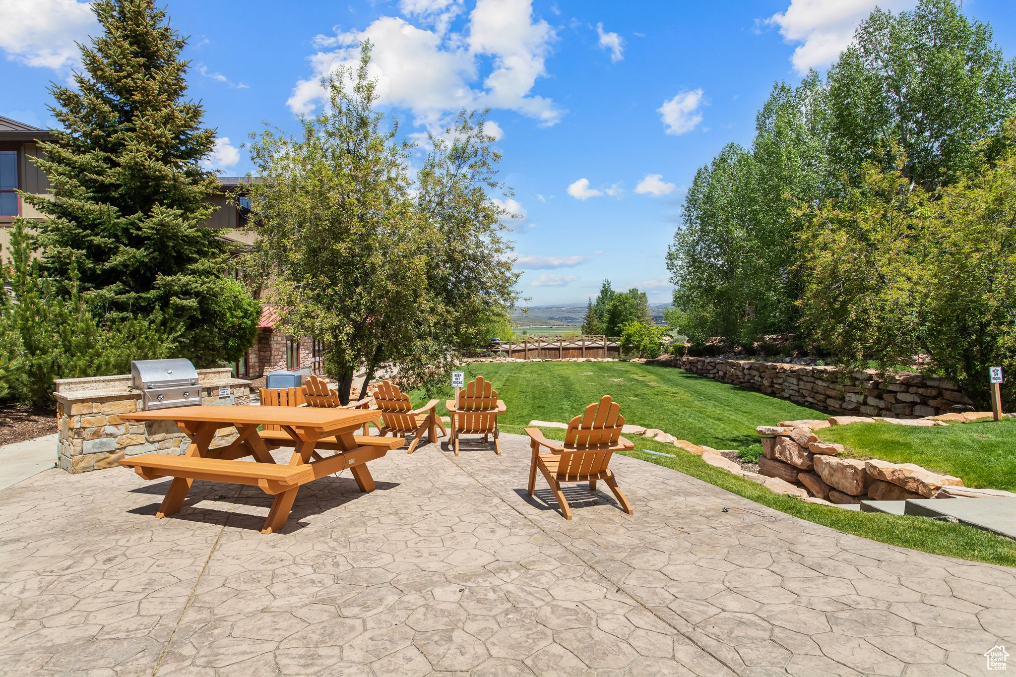 BEAR HOLLOW VILLAGE SUBDIVISION - Residential