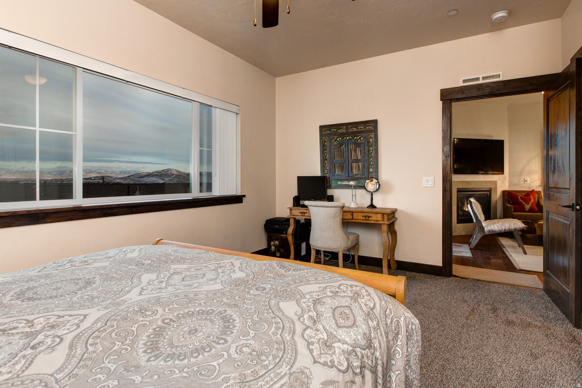 BEAR HOLLOW RIDGE - Residential