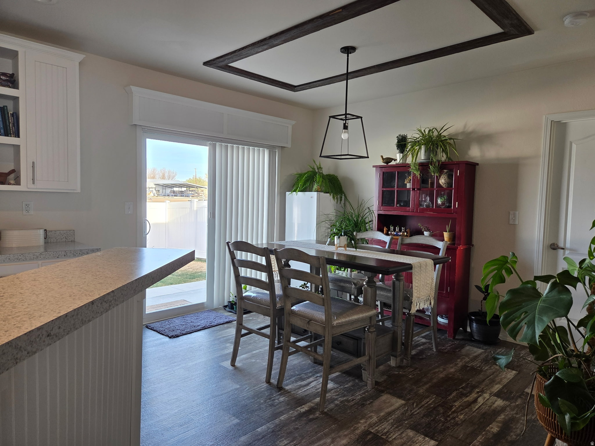 HILLVIEW VILLAGE - Residential