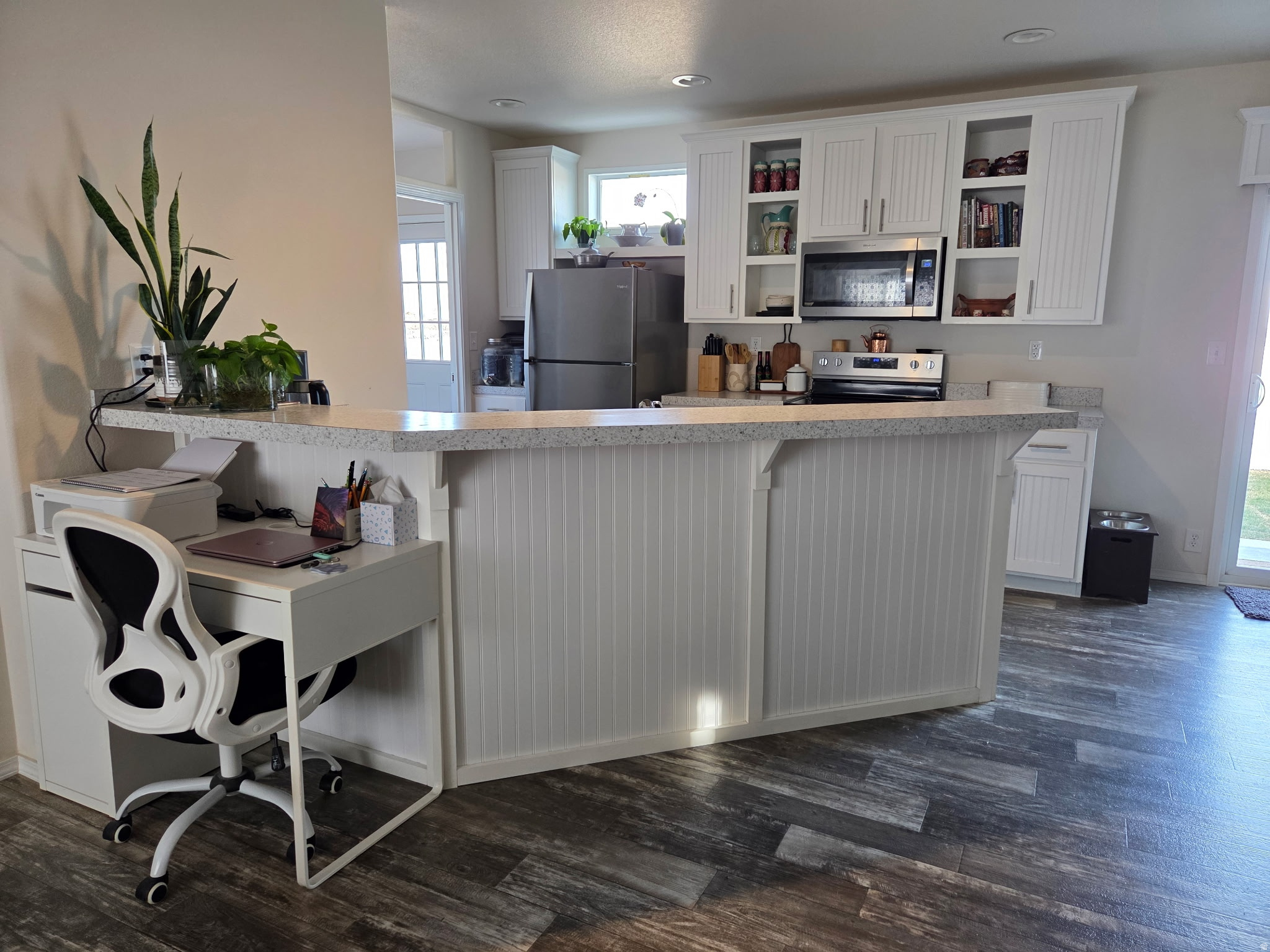 HILLVIEW VILLAGE - Residential