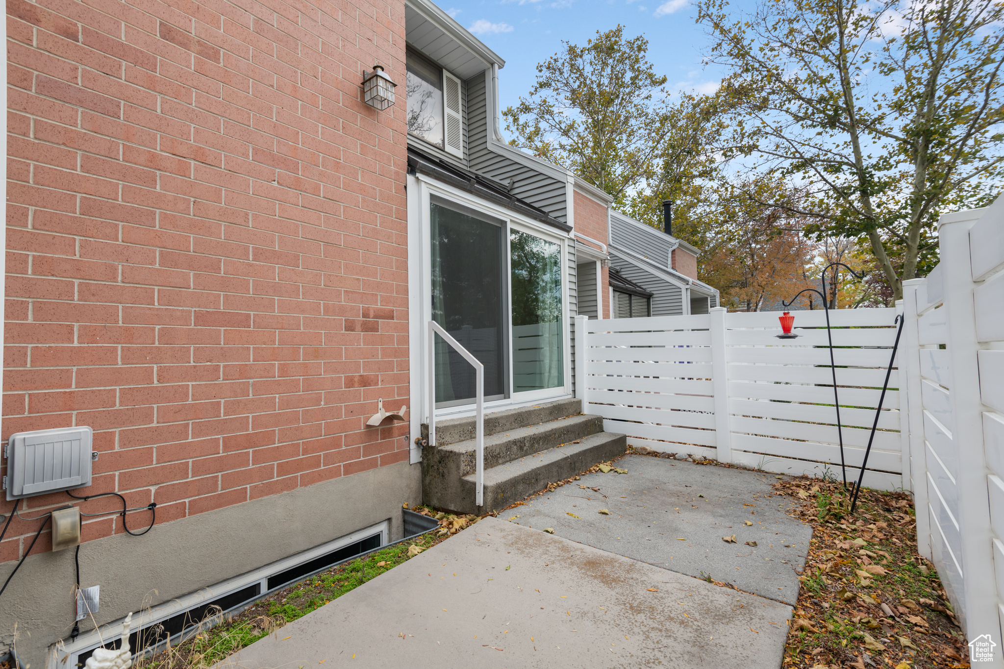 ESSEX COURT CONDM - Residential