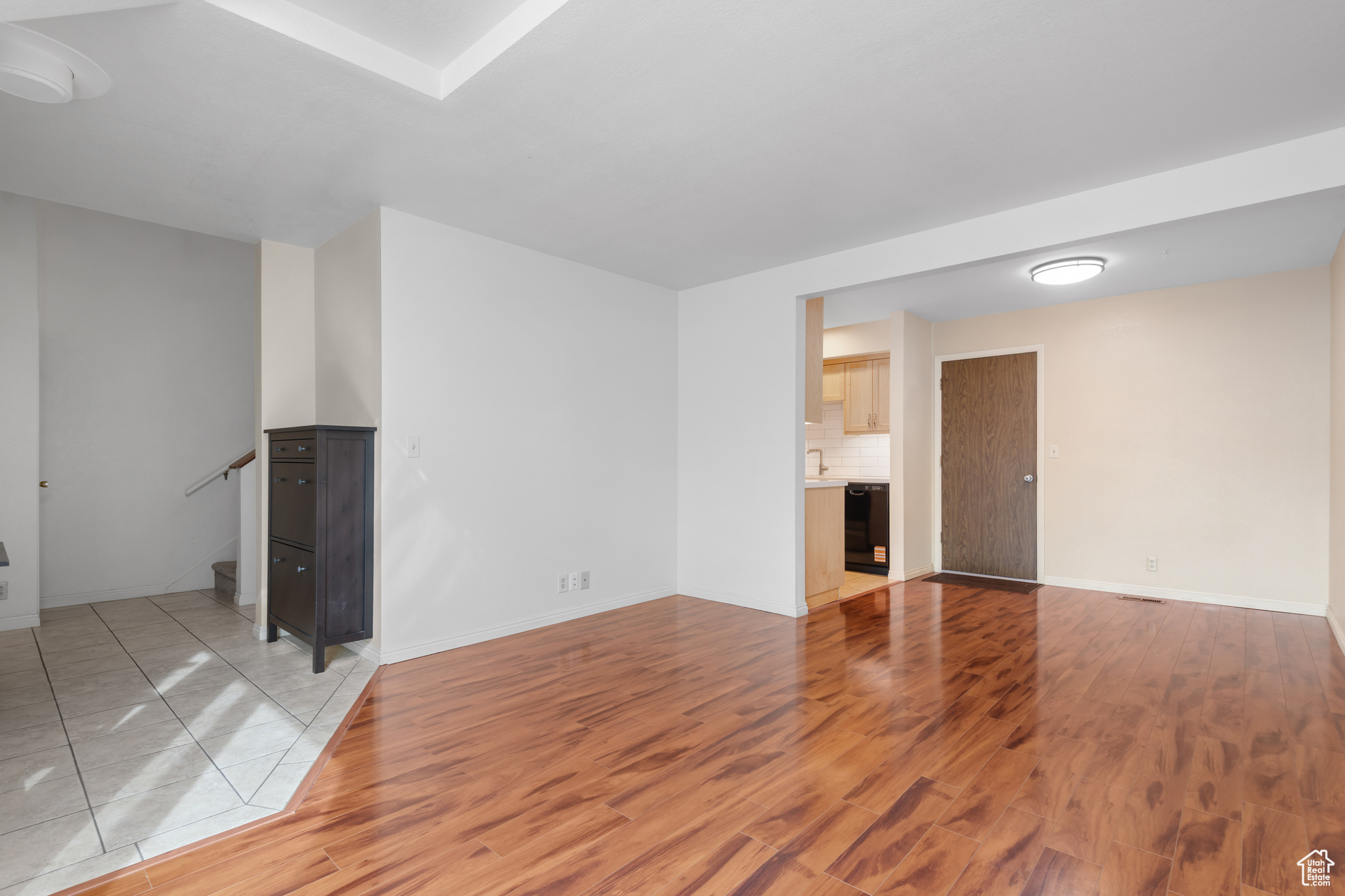 ESSEX COURT CONDM - Residential