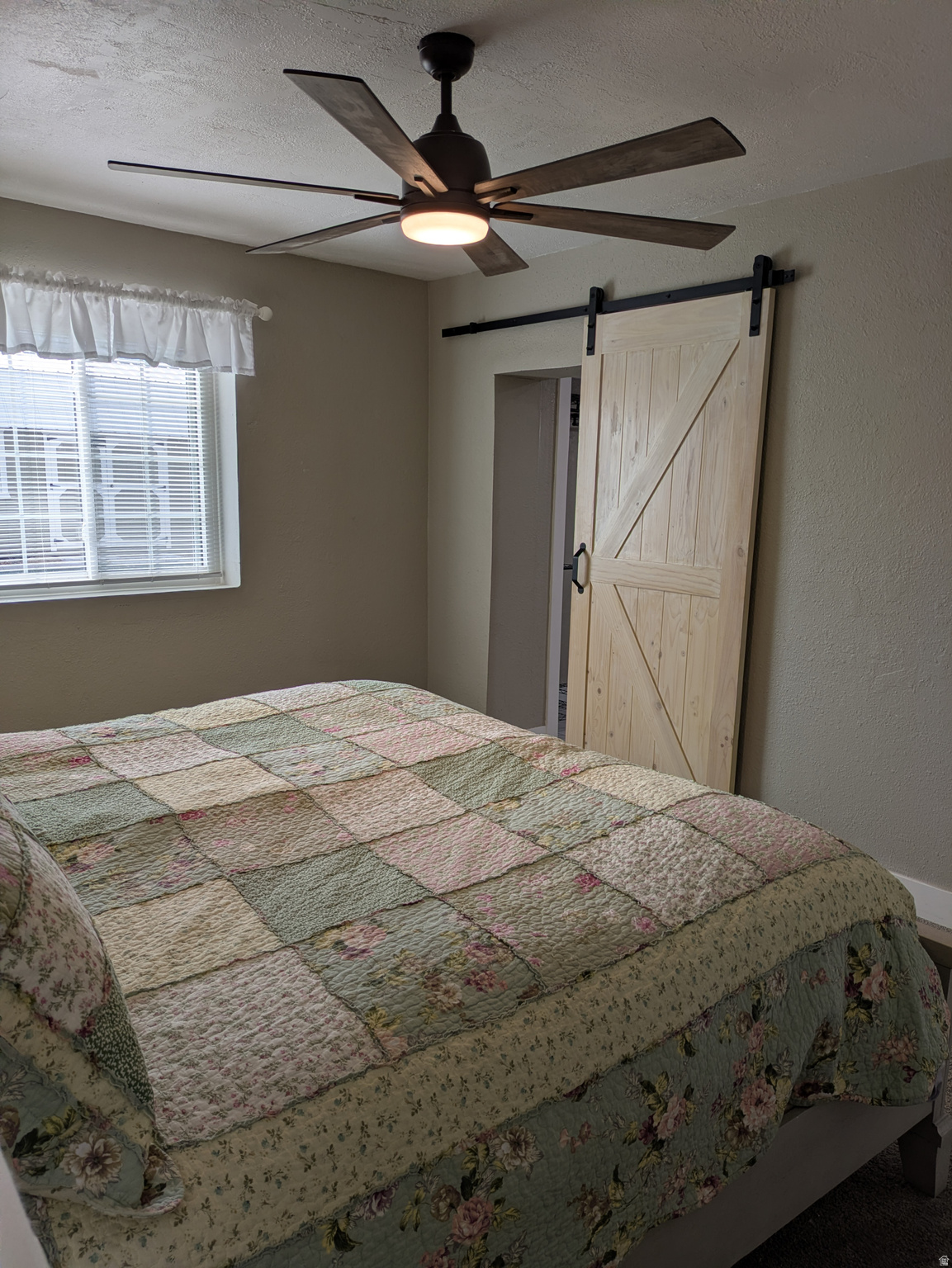 EPHRAIM - Residential