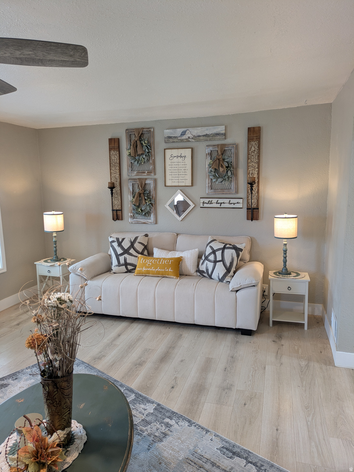 EPHRAIM - Residential