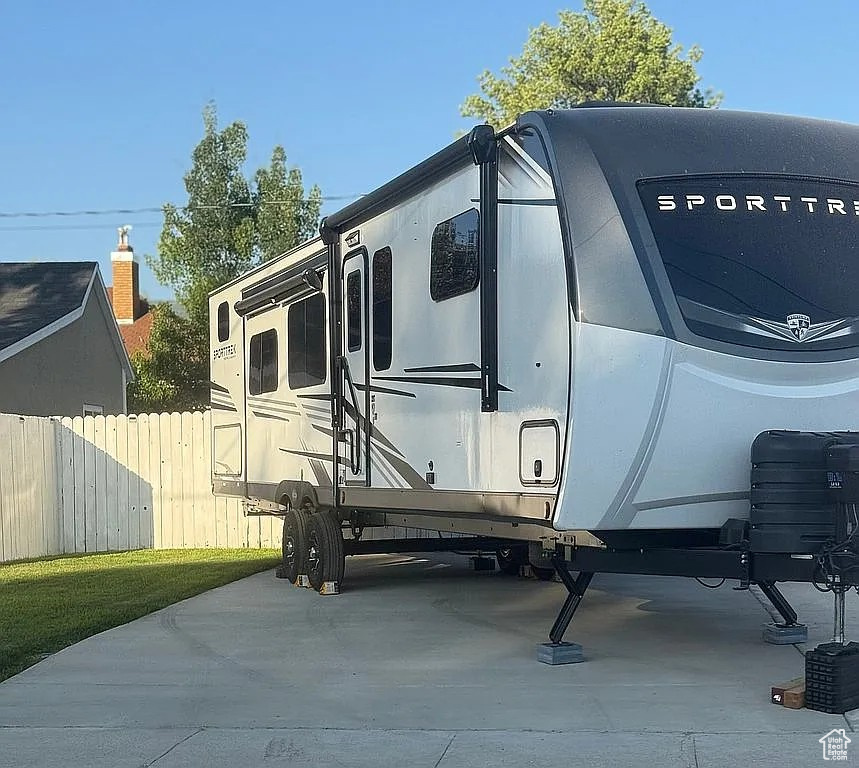 EPHRAIM - Residential