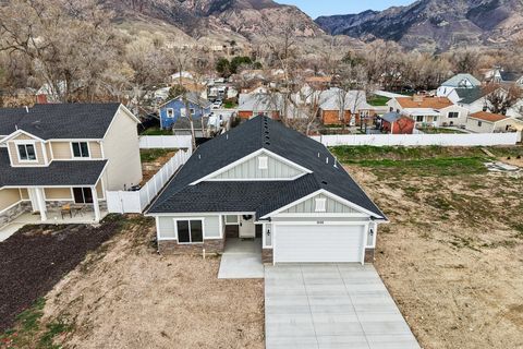 Tiny photo for 1038 LIBERTY COTTAGES CT, Ogden, UT 84404 (MLS # 2132599)