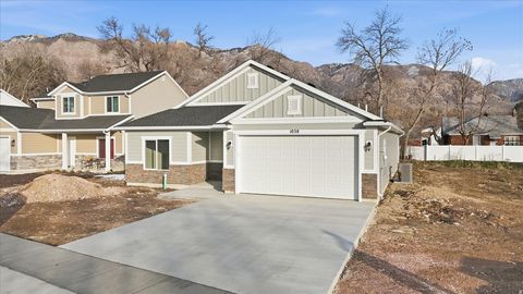 Tiny photo for 1038 LIBERTY COTTAGES CT, Ogden, UT 84404 (MLS # 2132599)