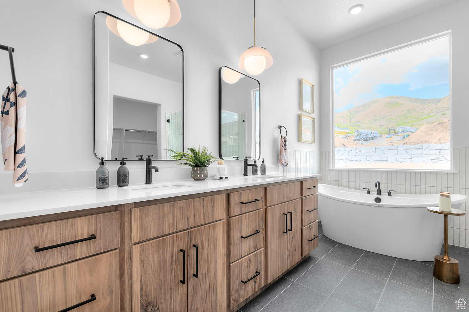 INVERNESS - Residential