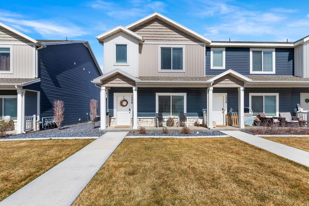 Photo of 1556 E 460 S, Hyrum, UT 84319 (MLS # 2144058)