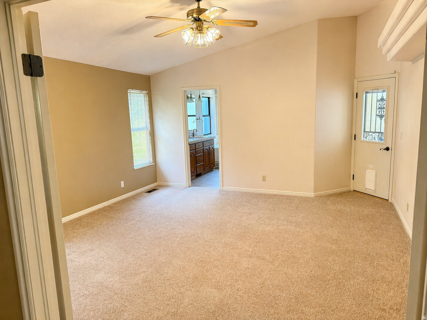 BLOOMINGTON RANCHES 6 AMD - Residential