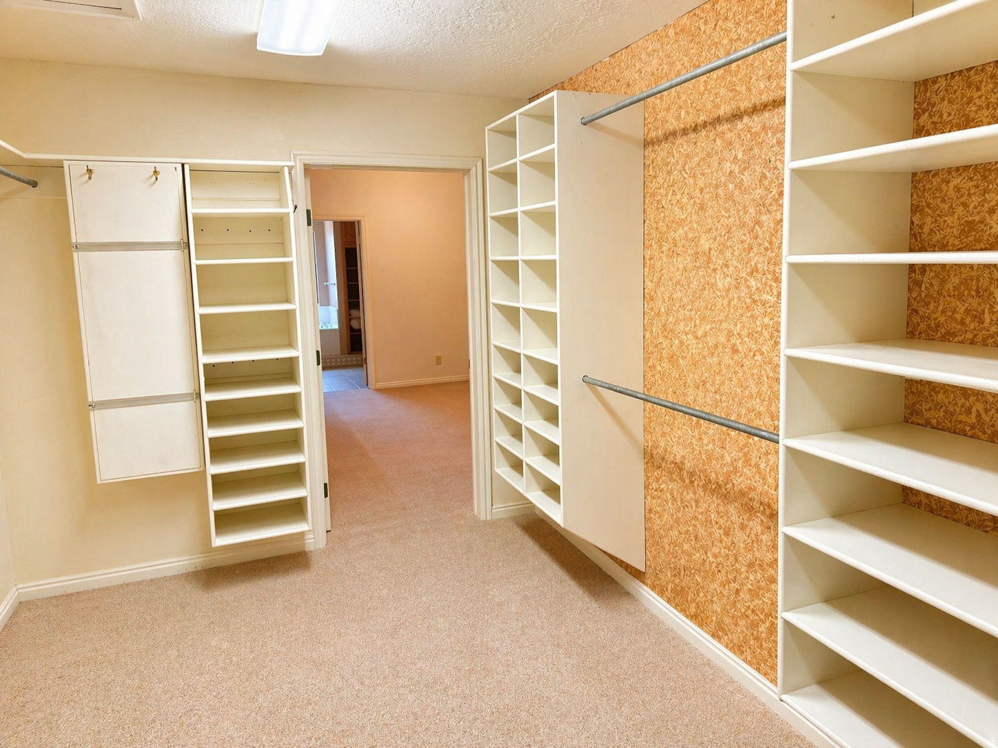 BLOOMINGTON RANCHES 6 AMD - Residential