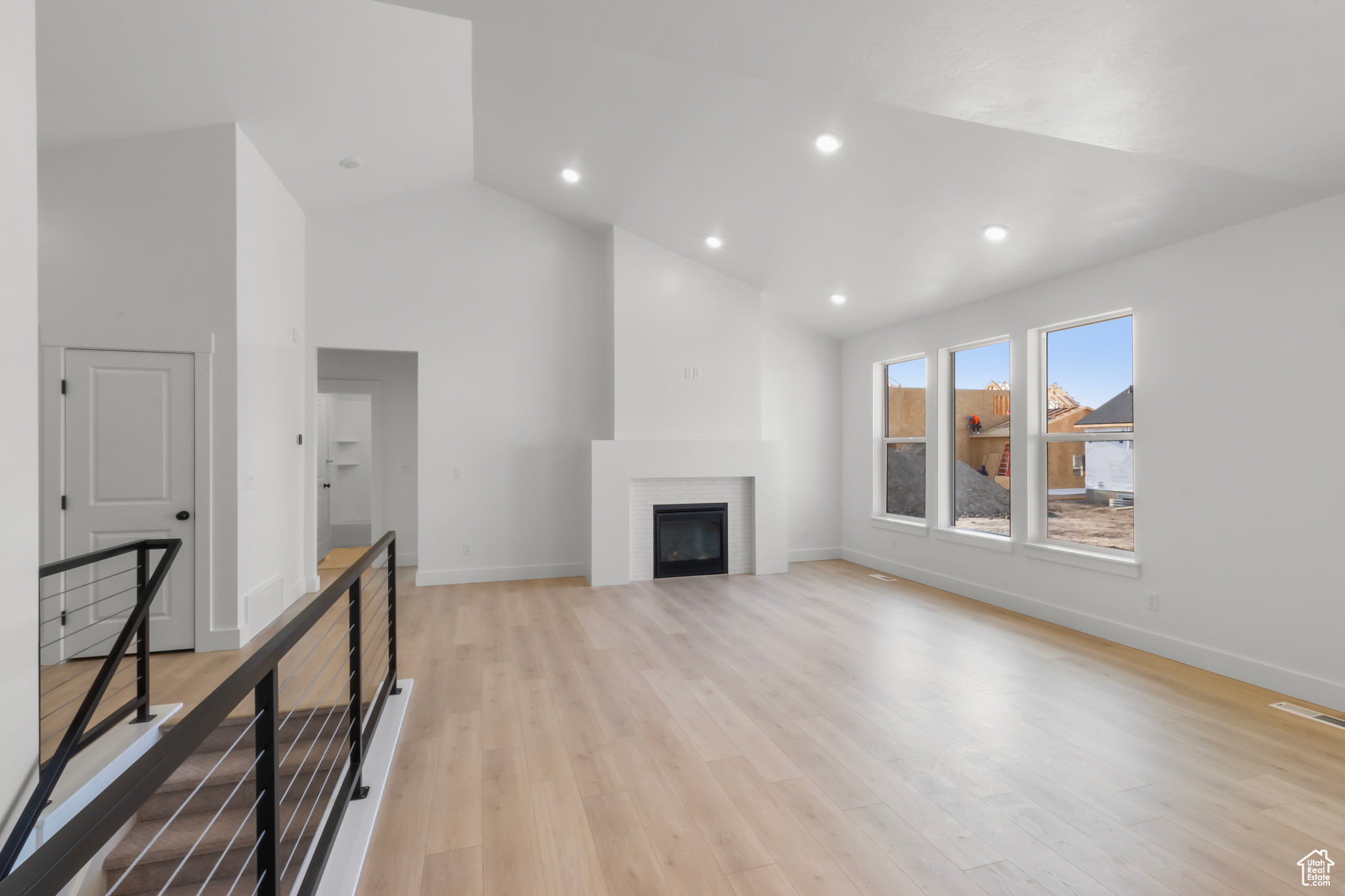 RIVER'S EDGE - Residential
