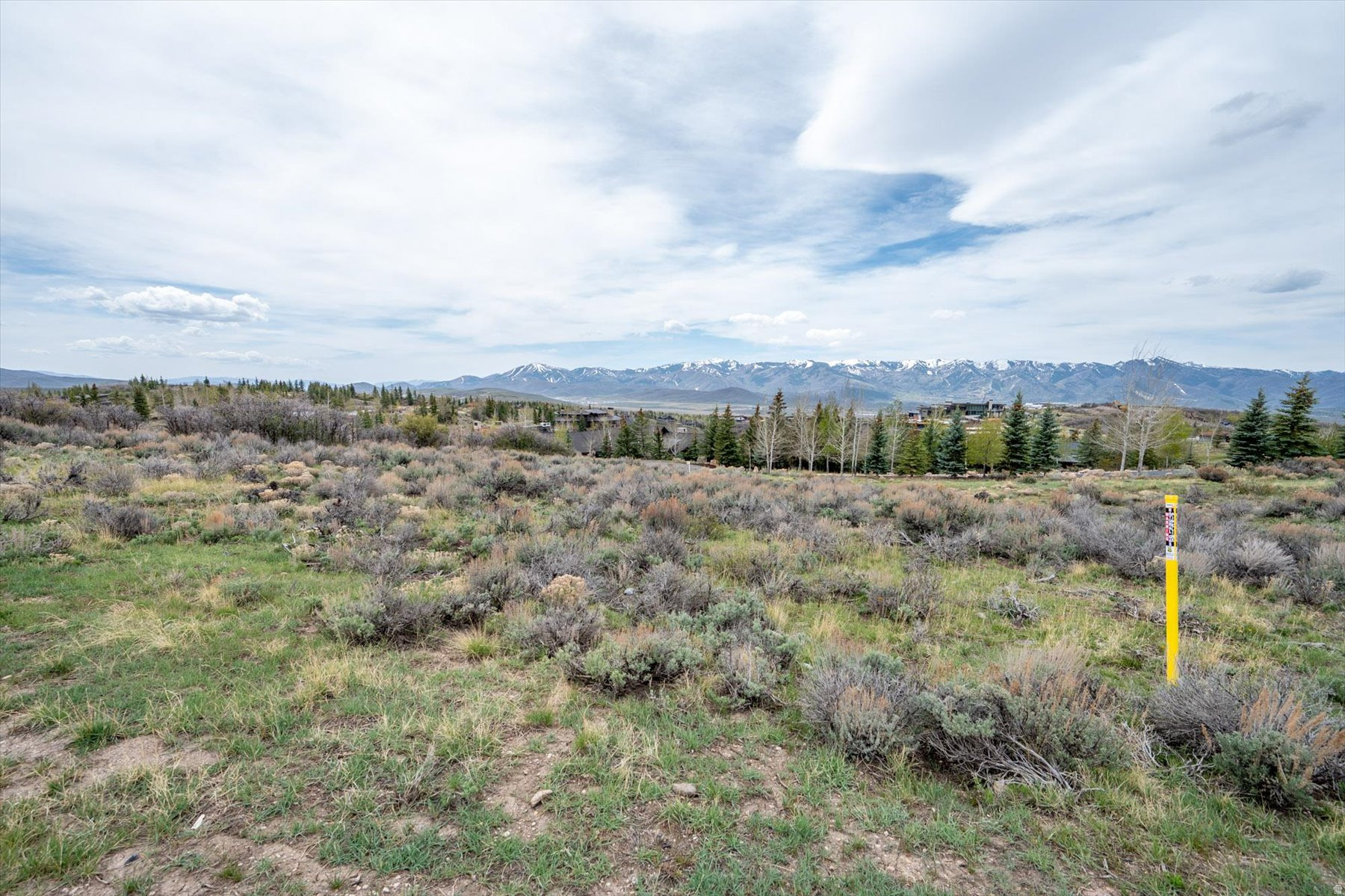 DEER CROSSING SUBDIVISION - Land