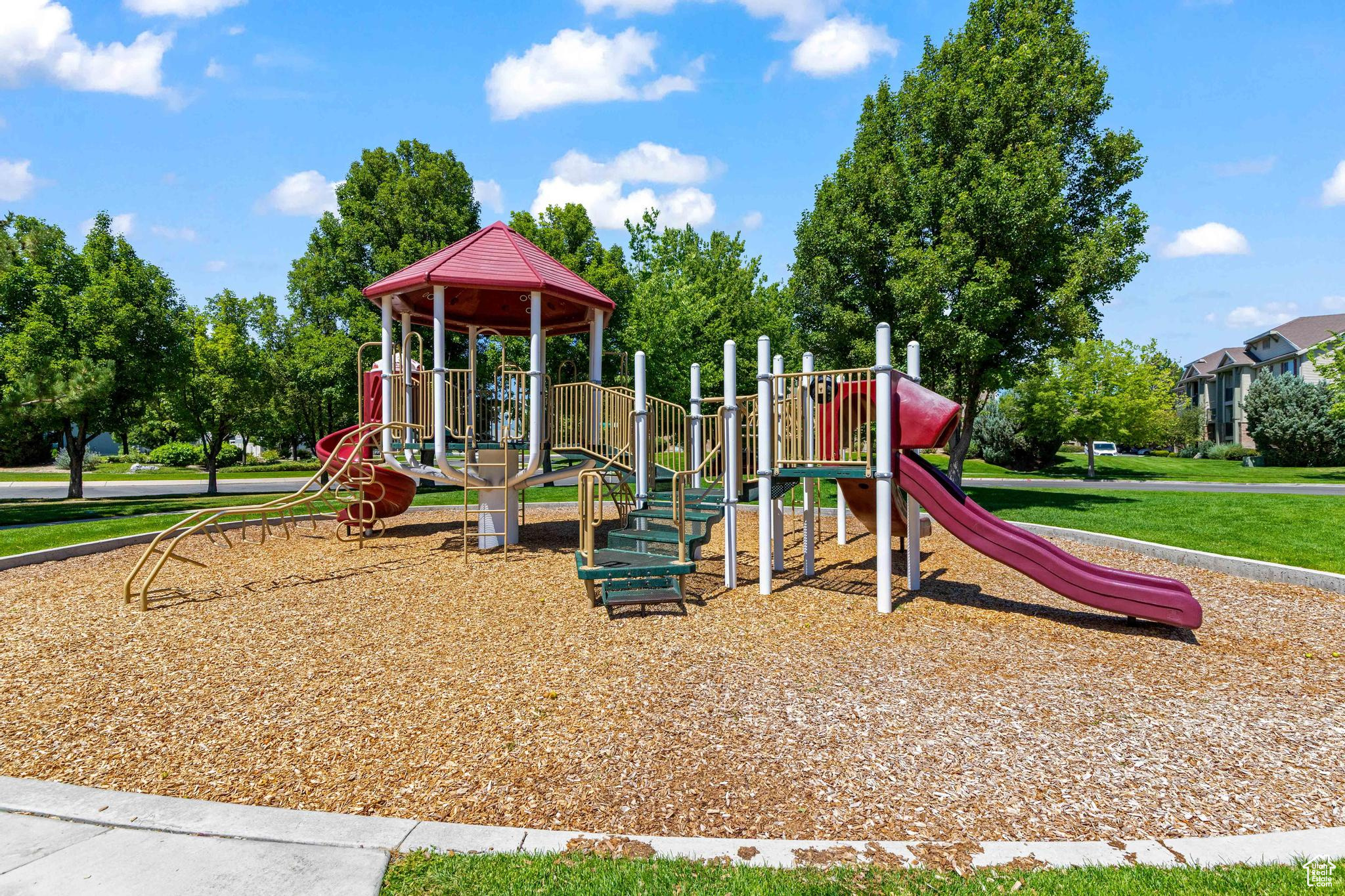 WILLOW SPRINGS - Residential