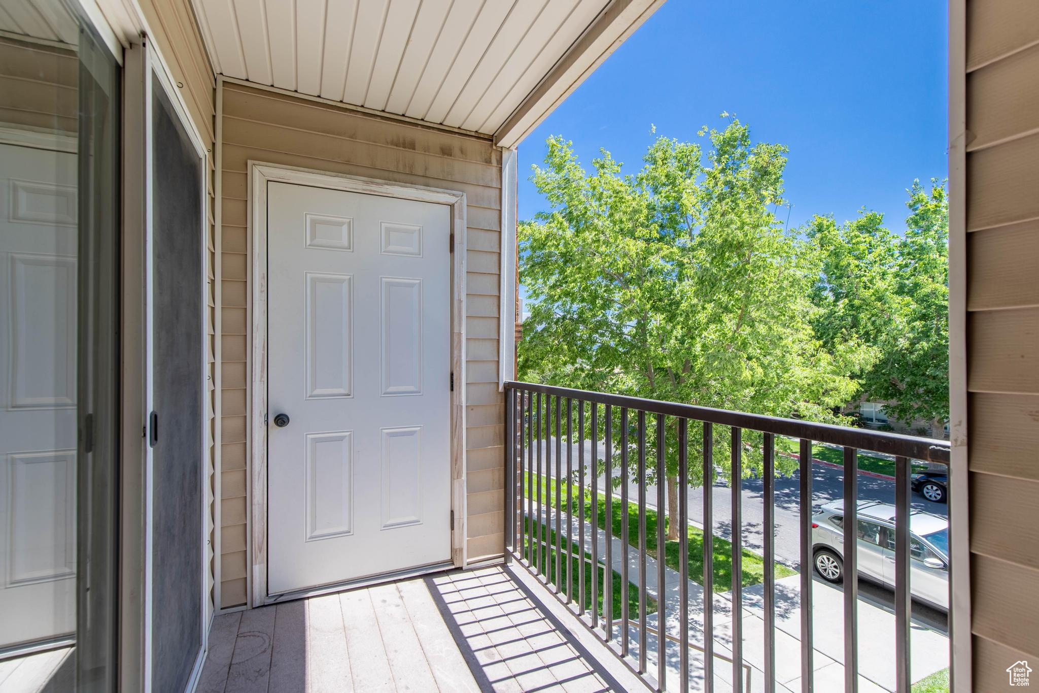 WILLOW SPRINGS - Residential