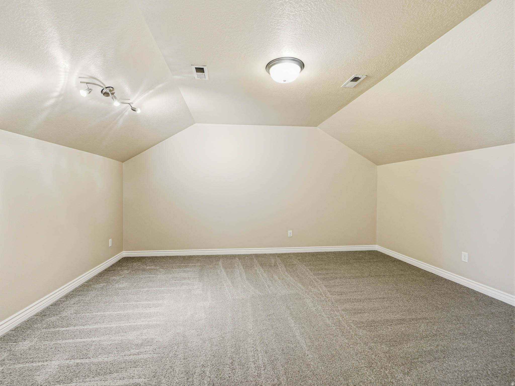 HIDDEN WILLOW ESTATES - Residential