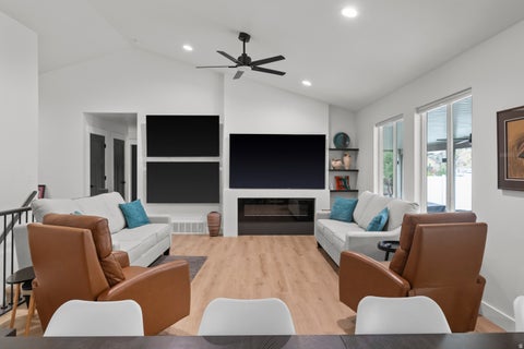 Tiny photo for 886 S RIVER RIDGE LN, Spanish Fork, UT 84660 (MLS # 2186401)