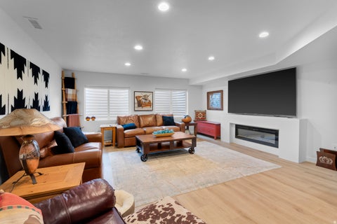 Tiny photo for 886 S RIVER RIDGE LN, Spanish Fork, UT 84660 (MLS # 2186401)