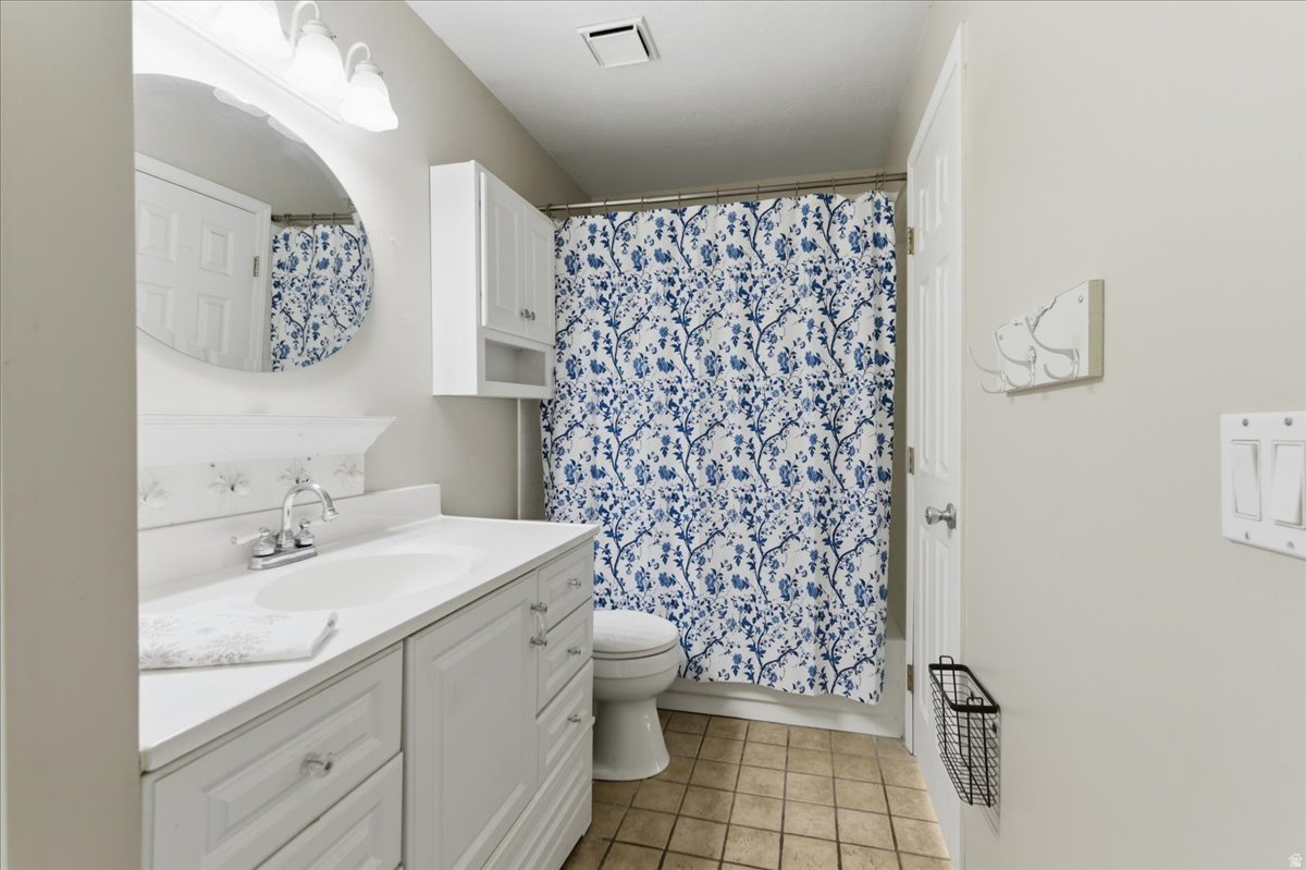 CRYSTAL HILL - Residential