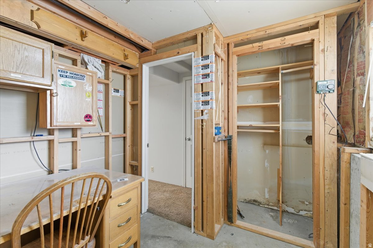 CRYSTAL HILL - Residential