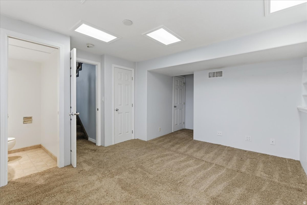 CRYSTAL HILL - Residential