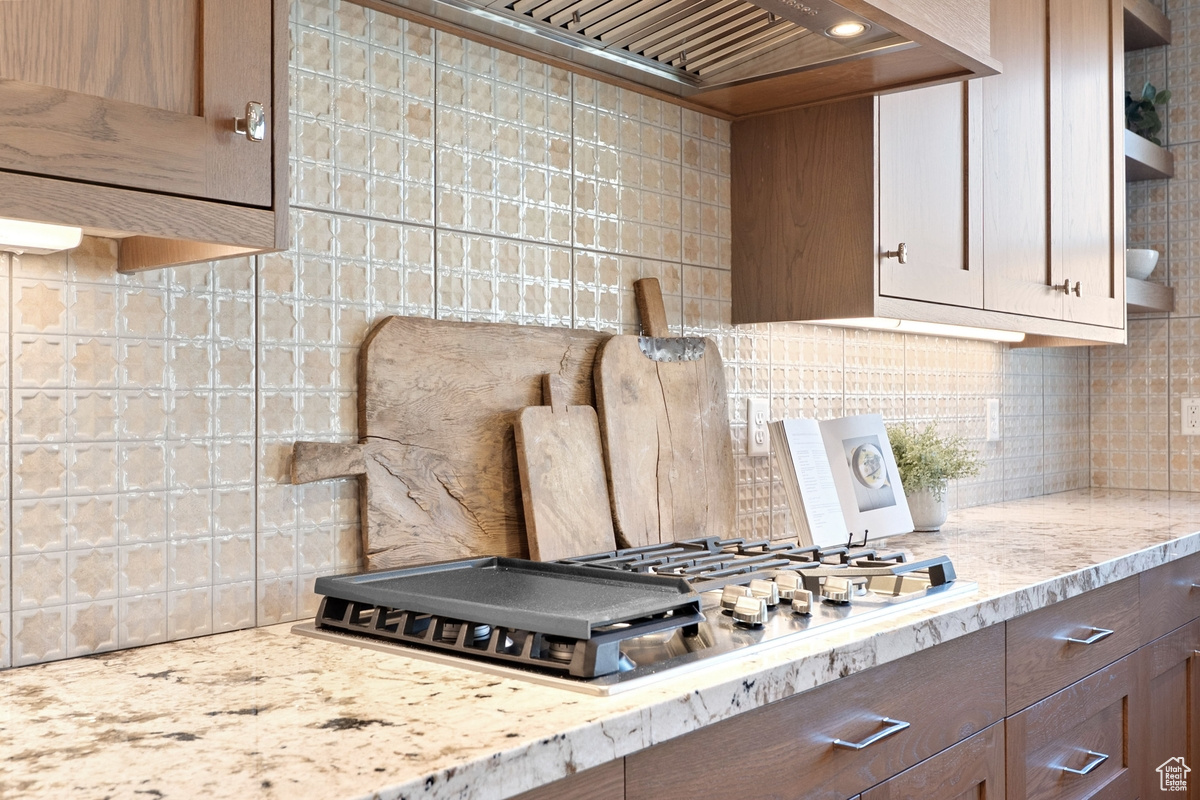 BEACON POINTE - Residential