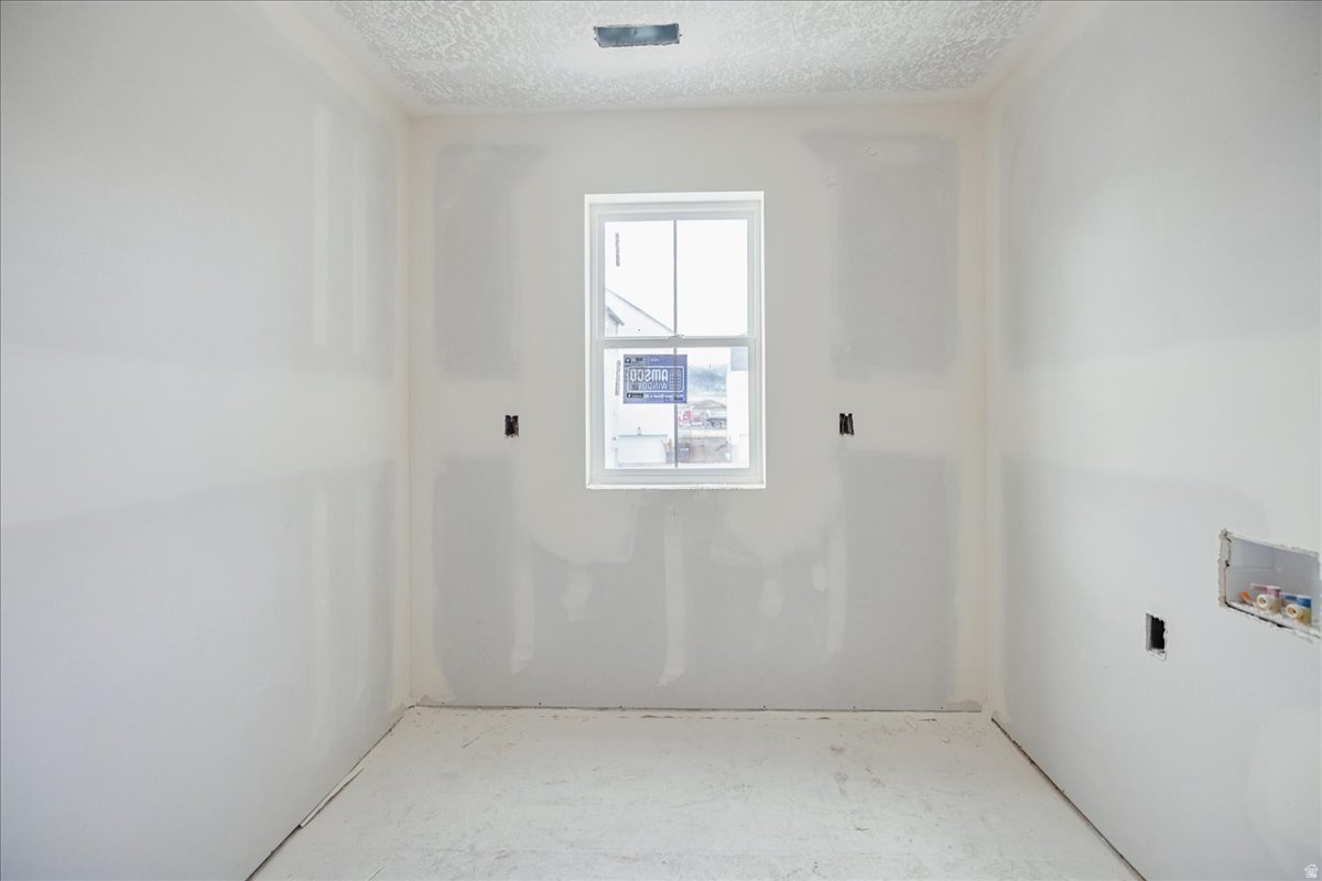 BEACON POINTE - Residential