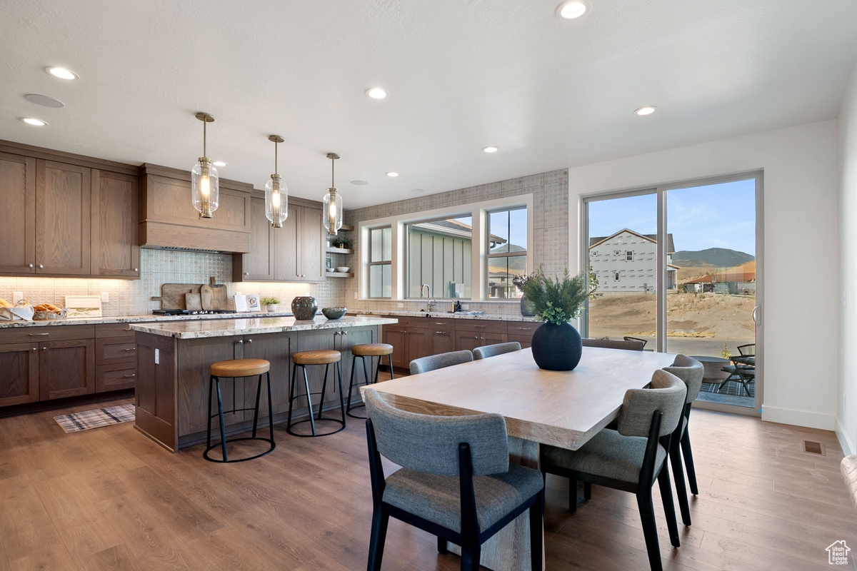BEACON POINTE - Residential