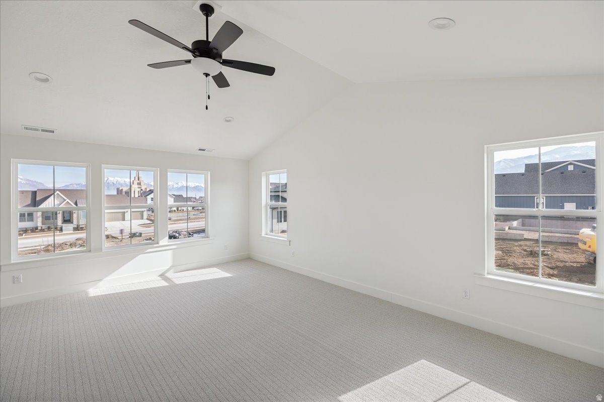 BEACON POINTE - Residential