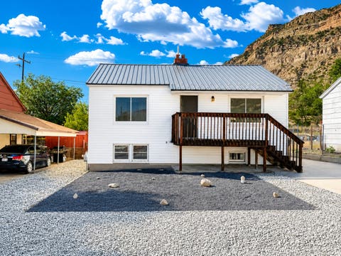 Homes For Rent - 531 Edgehill Dr<br/> East Carbon, UT 84520