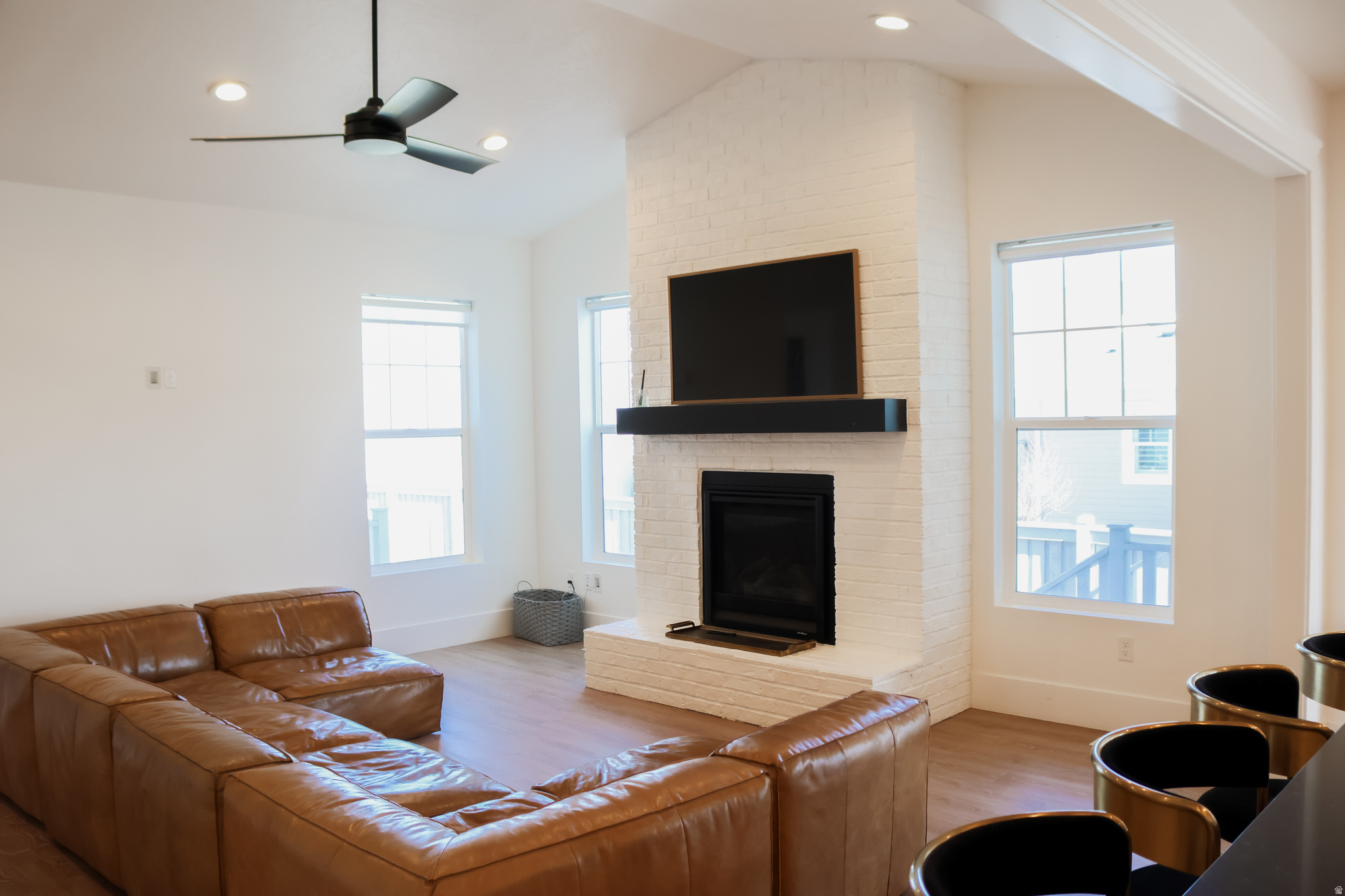 FOUNDERS AT BEACON POINTE - Residential