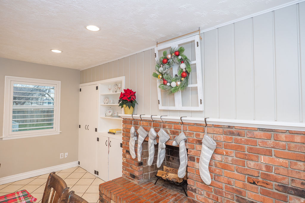 CRESTHOMES ADDITION - Residential