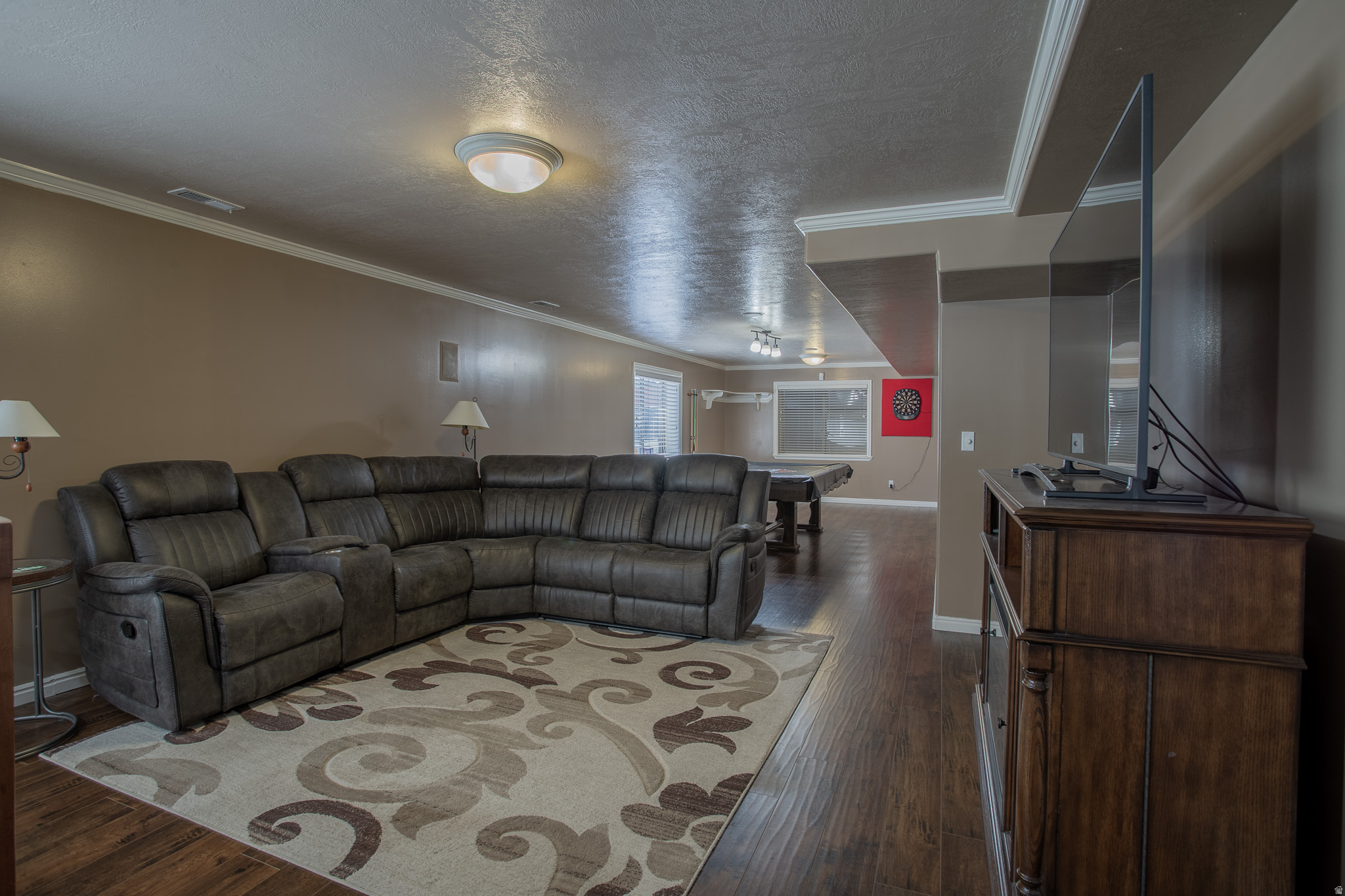 WOOD CREEK # 6 - Residential