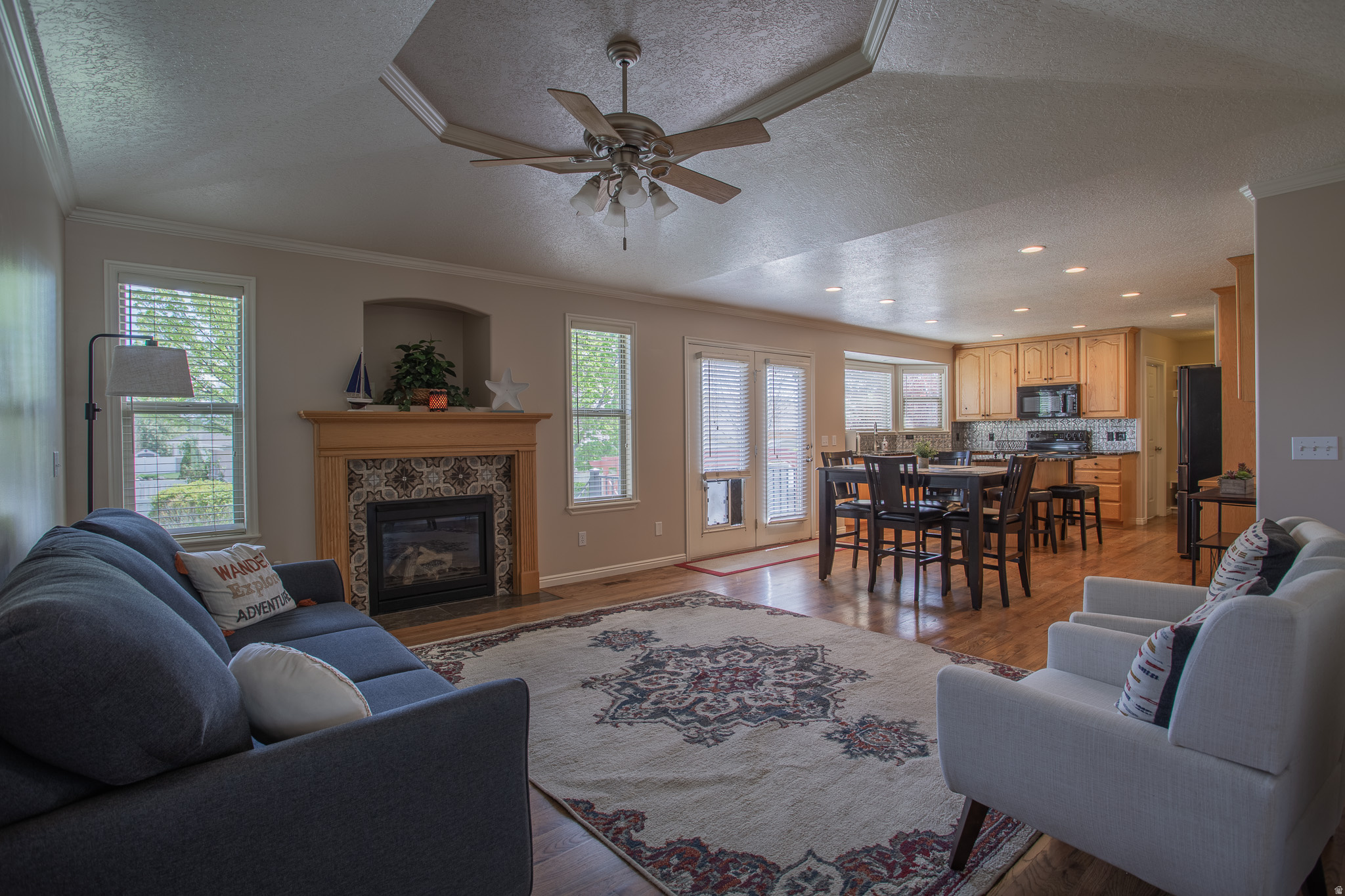 WOOD CREEK # 6 - Residential