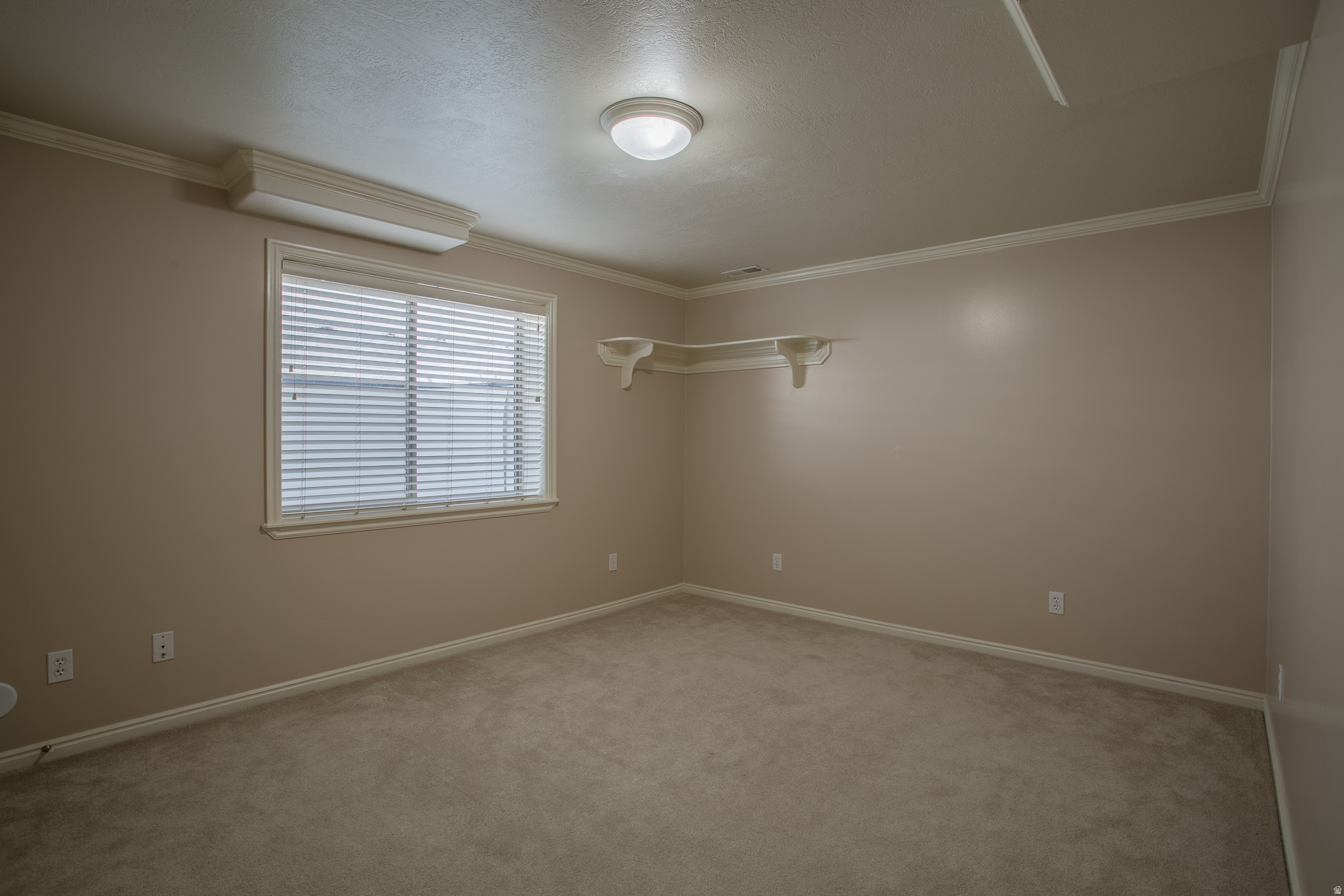 WOOD CREEK # 6 - Residential