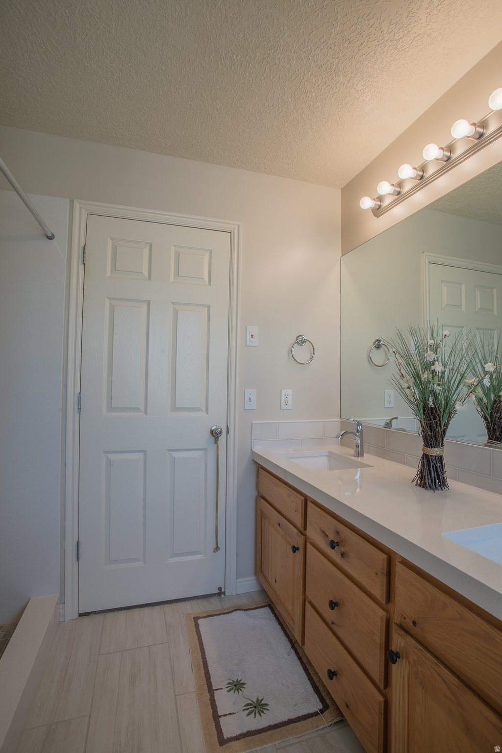 WOOD CREEK # 6 - Residential