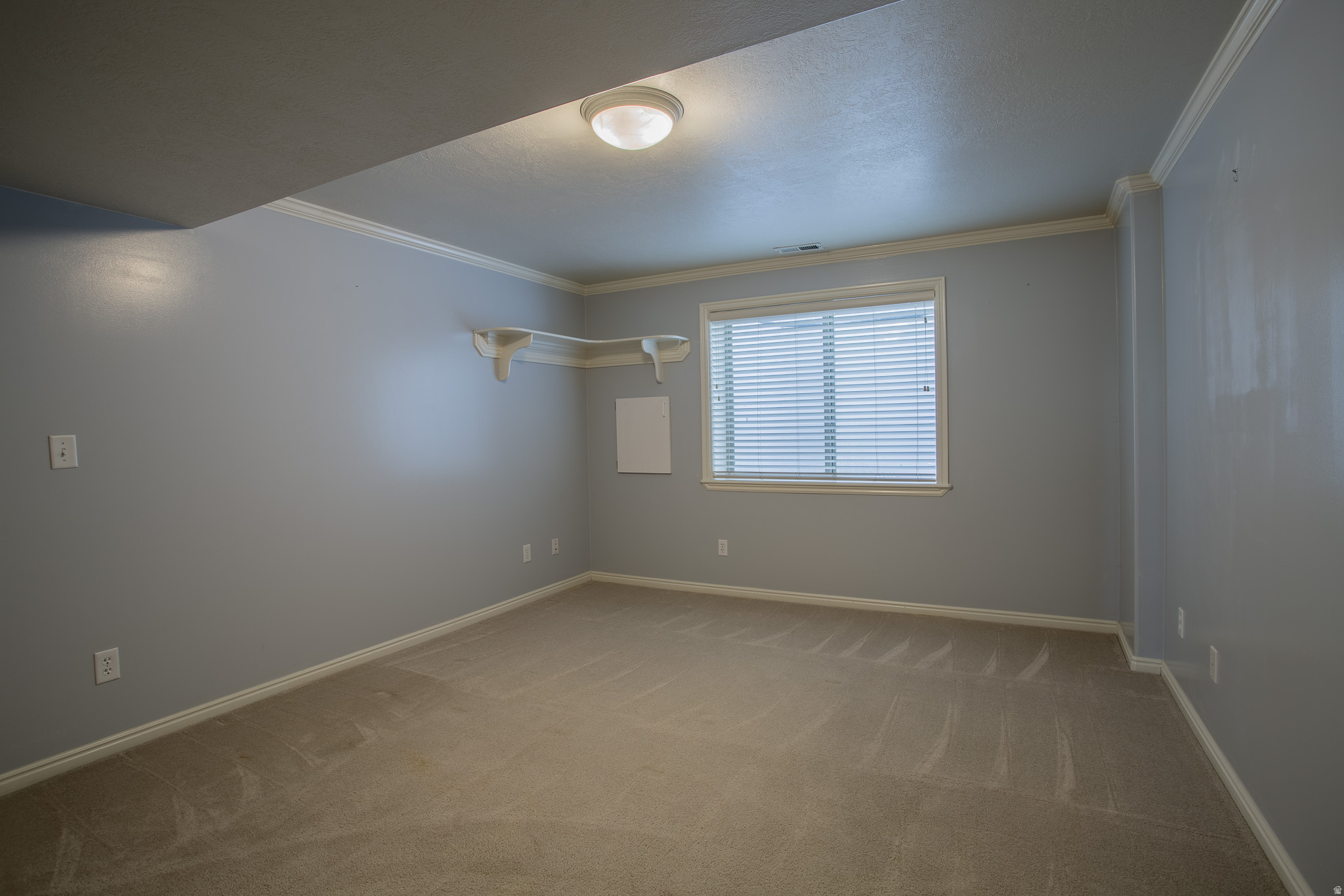 WOOD CREEK # 6 - Residential