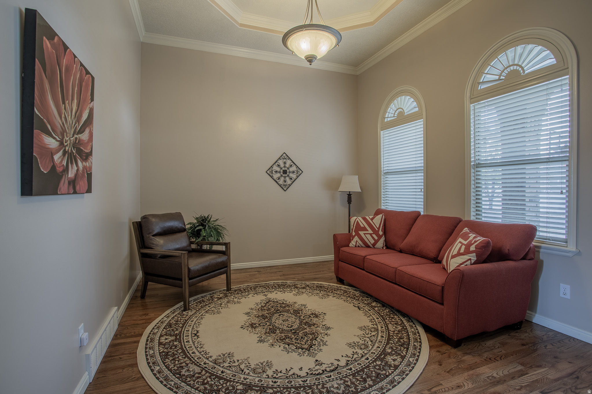 WOOD CREEK # 6 - Residential