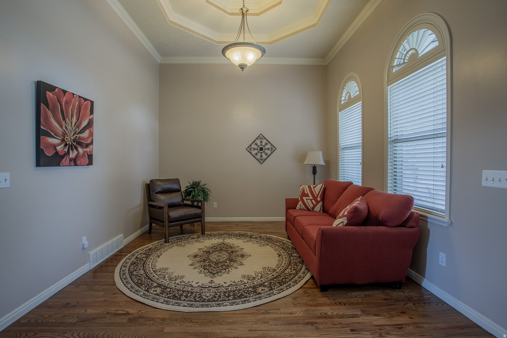 WOOD CREEK # 6 - Residential